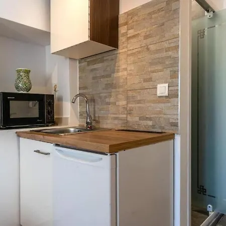 Suncani Krovovi Apartament Pula