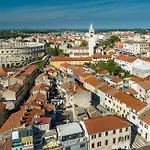 Suncani Krovovi Apartman